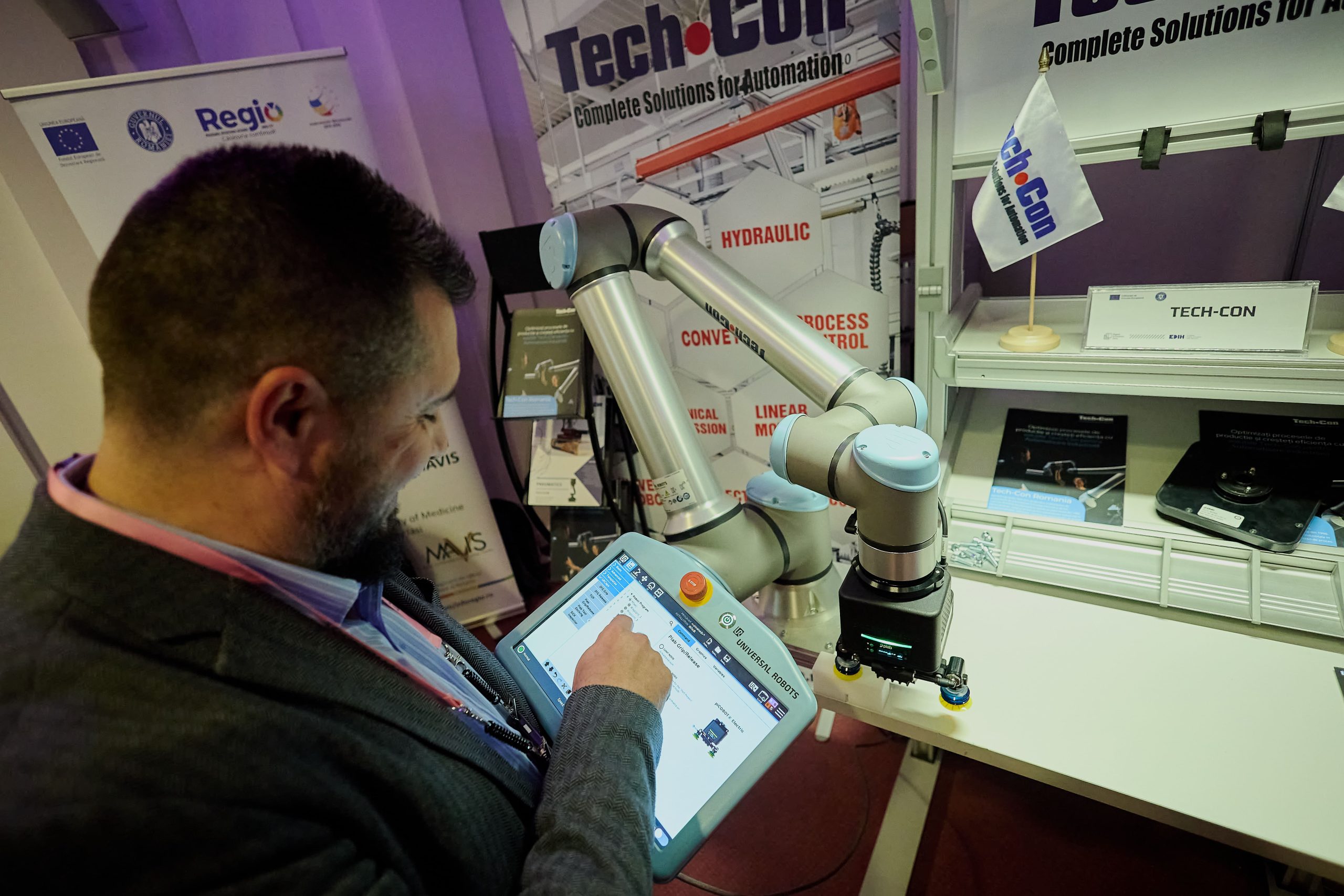 Speaker pe scenă la DIZ 2025